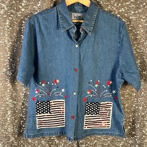 Vintage Tantrums Button Up Denim Shirt‎ Flags Embroidered Patriotic Design